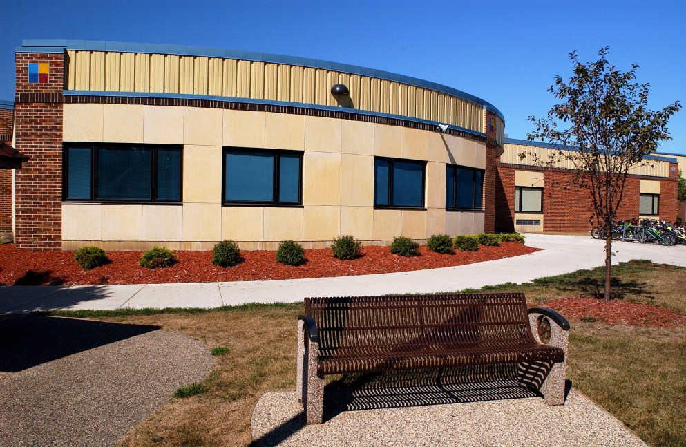 Eagle Lake Elementary Met Con Companies